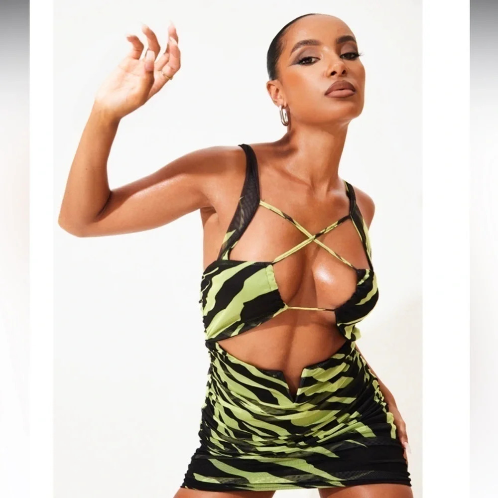 PrettyLittleThing Lime Zebra Dress Size 0